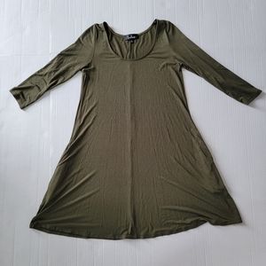 Lulus Olive Green Trapeze Dress with pockets - Size Medium - EUC!